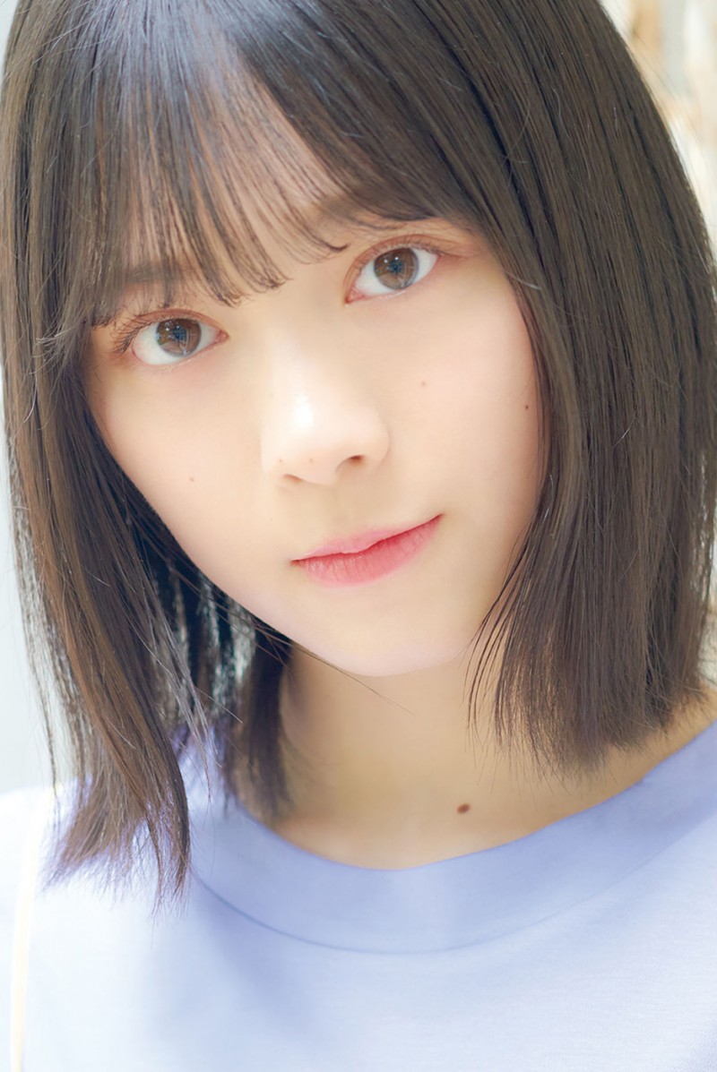 【森田光】露出可爱的腿!露肩衬衫×短裤最应时