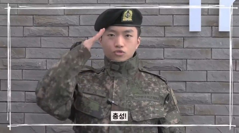 忠!诚!T1辅助选手Keria出现在韩国陆军训练所视频中👀