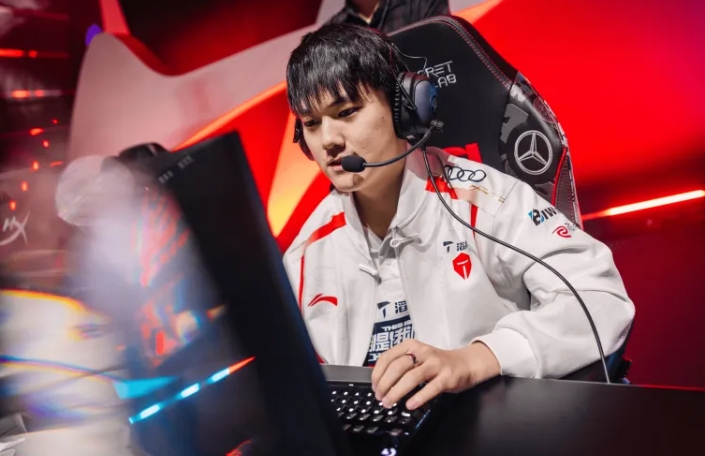 自21年德杯冠军之后,JackeyLove已经输掉五次各项赛事的决赛