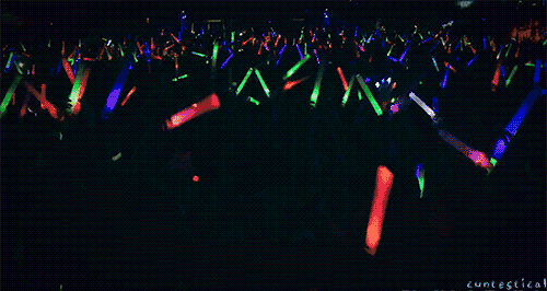 提升用餐质量？充满电竞感《发出RGB光芒的筷子》让你半夜吃东西超方便！