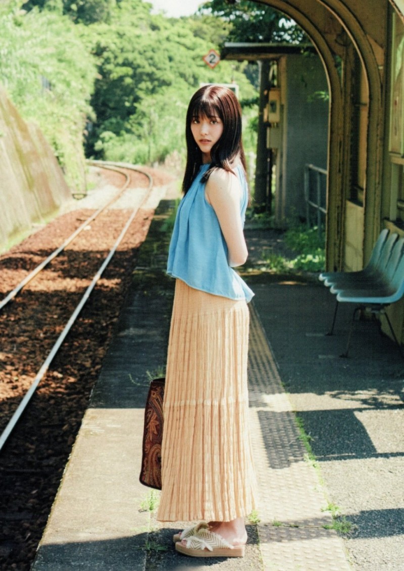 松村沙友理 卒業 写真《次、いつ会える》