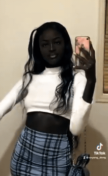 黑到美成仙!异国美女《Anyang Deng》高颜值好身材短片破2000万人次观看!