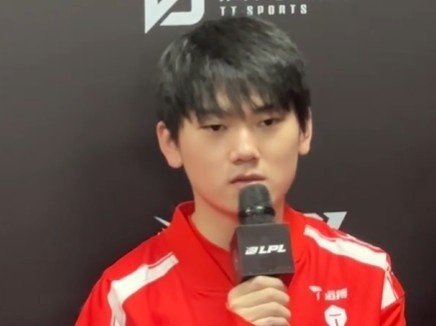 客套话?JKL:我觉得他们打得蛮好的,也给了我们比较大的压力~