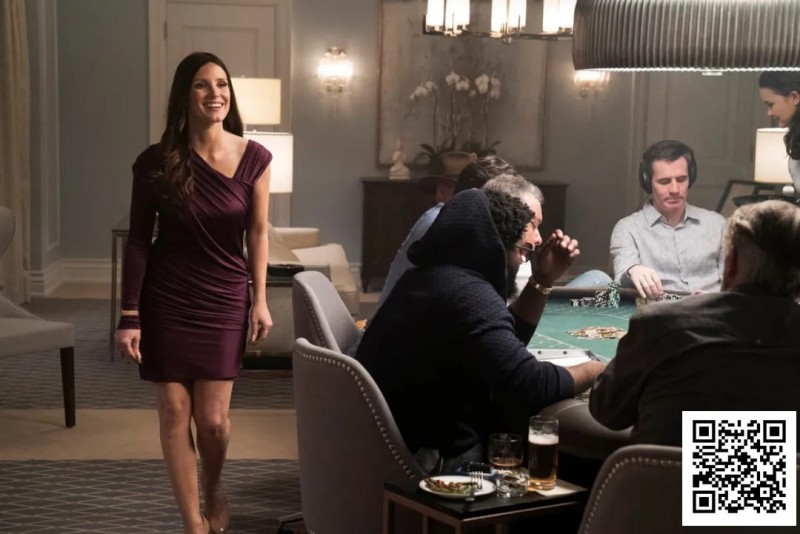 【EV扑克】当女荷官在牌桌上“教育”沙雕玩家时,她在想什么?