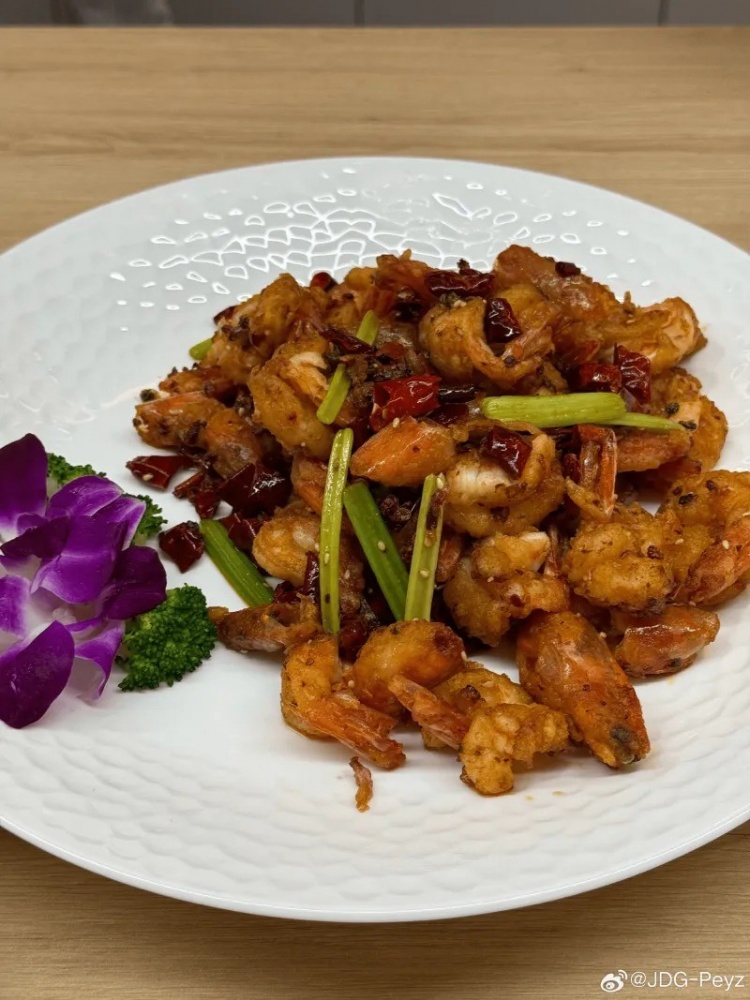 JDG.Peyz分享美食照片:hao chi de(好吃的)