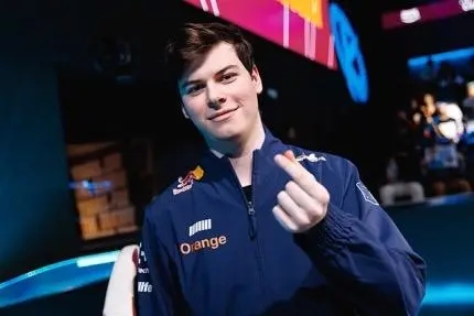 没虐够?KC辅助:还不能说EC>CN,有机会想再次和TES交手