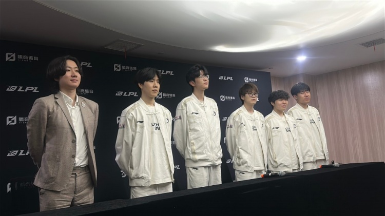 iG赛后群访 TheShy：现在是强制对线的版本，和Bin交手也挺有趣的