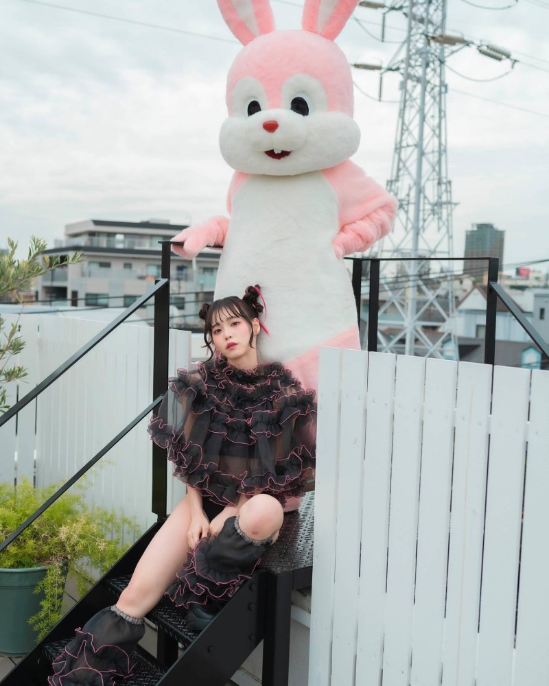 【深夜女孩】日本兴起「取消洗澡」风潮 美女偶像「铃木Mob」成代表人物