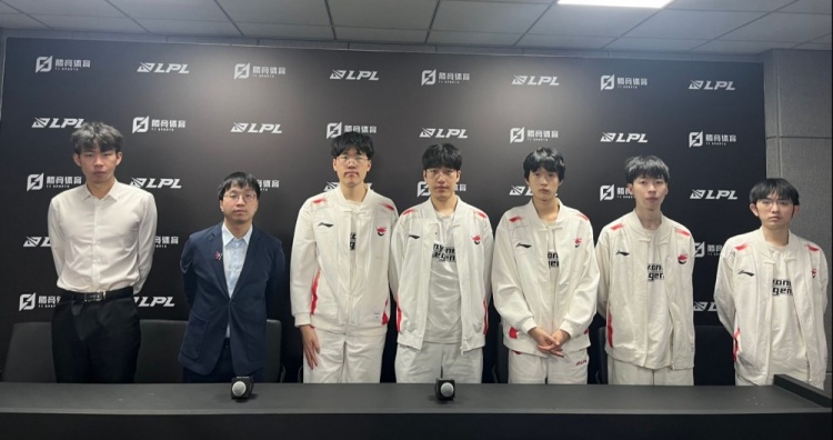 AL赛后群访 Shanks:现在队伍状态很好 我要改掉很多问题然后进步