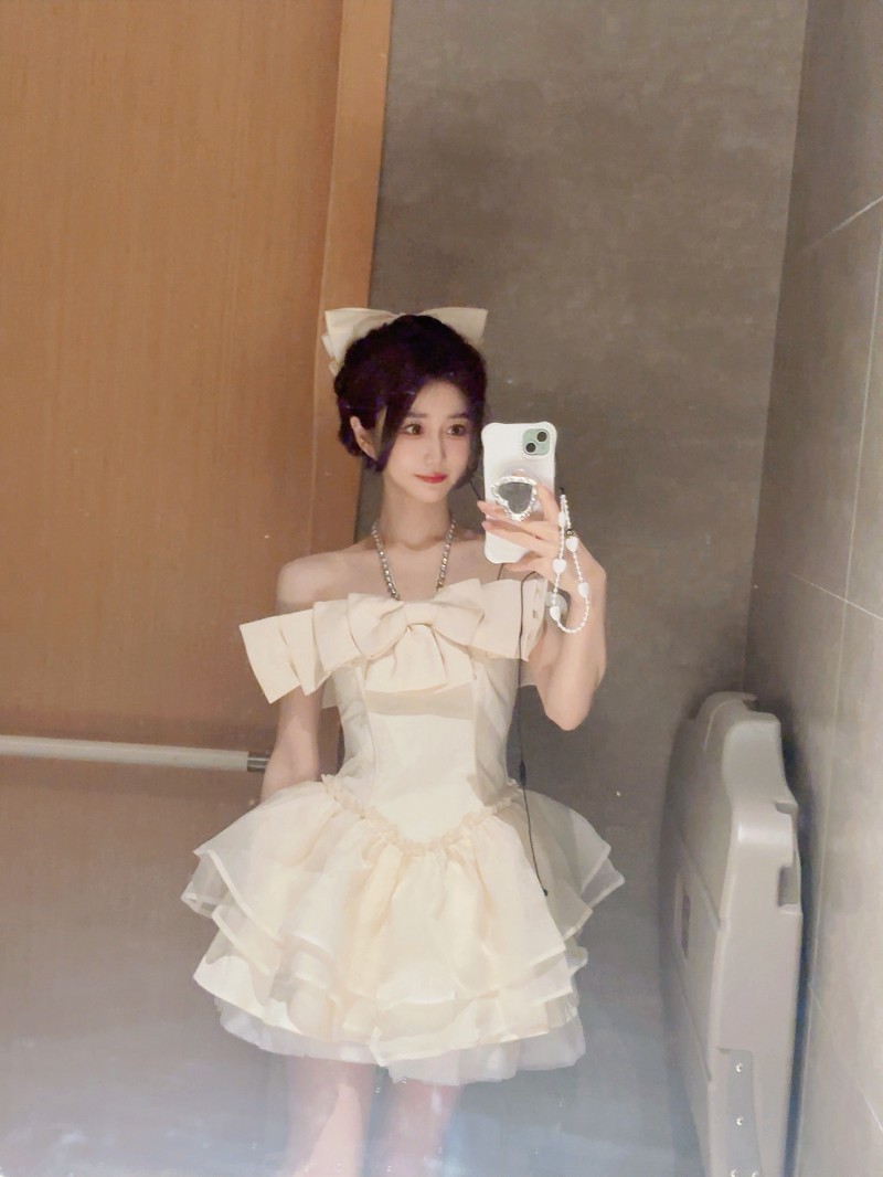 小悠分享工作安排并晒照:希望大家都能健健康康~顺顺当当