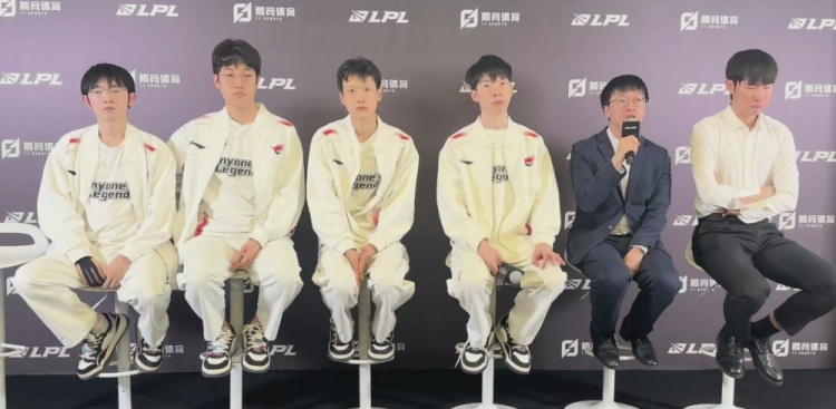 AL赛后群访 Tabe教练：调整好自己的不足 好好准备下一场比赛