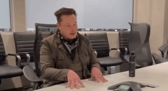 马斯克谈自动驾驶底层逻辑：无论发生什么都不能撞车!