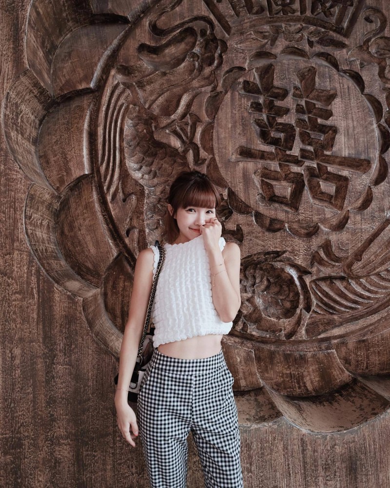 「Connie Wu」脱俗颜质与空灵气洋娃蛙般的萌感惹人怜爱