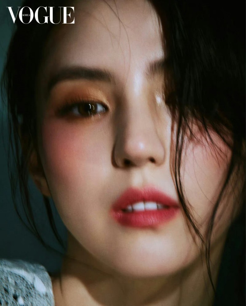 韩素希 x Vogue Korea December 2023, Dior Beauty🔥💋💄