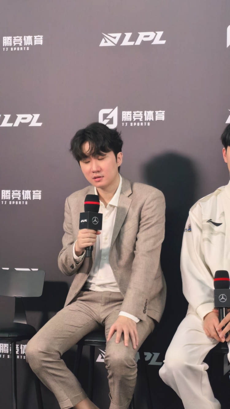 同样的失误要几次才能记住?iG教练:我们一直重复出现同样的失误