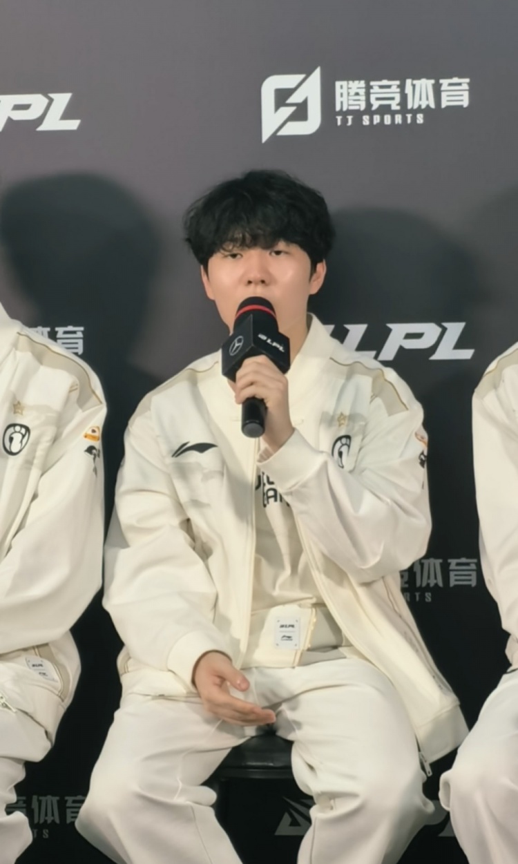 要知耻而后勇啊！Rookie：要从失利中学习到经验 后面继续加油