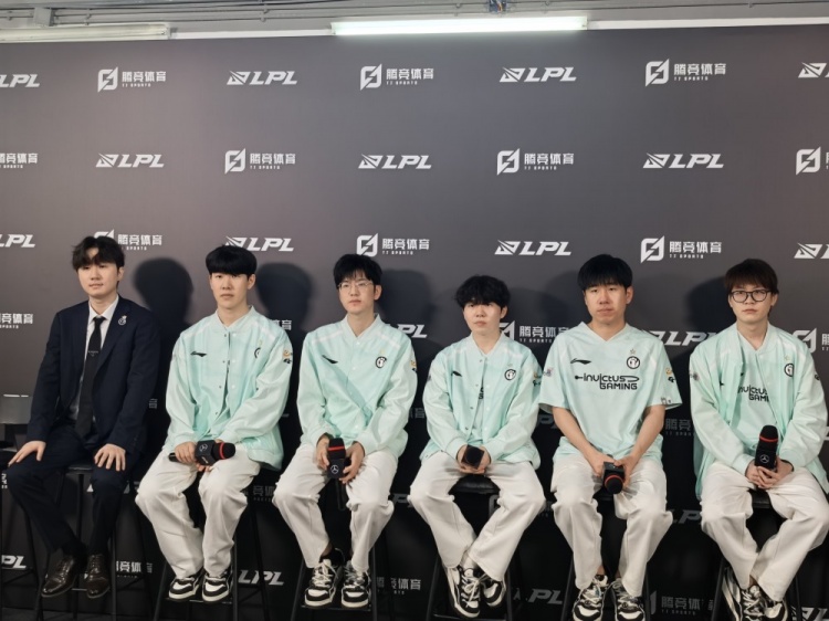 iG赛后群访 Daeny教练:我们在终结比赛方面还有些欠缺