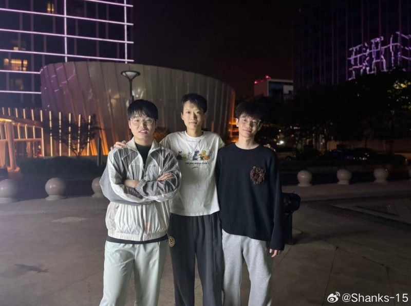 Shanks看beishang复出:志鹏在黑暗中前行的日子,让我动容