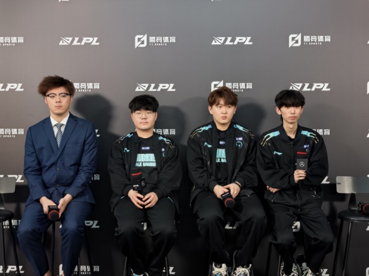 TT赛后群访 教练:新成员加入 很多运营上跟团队配合要做的更好