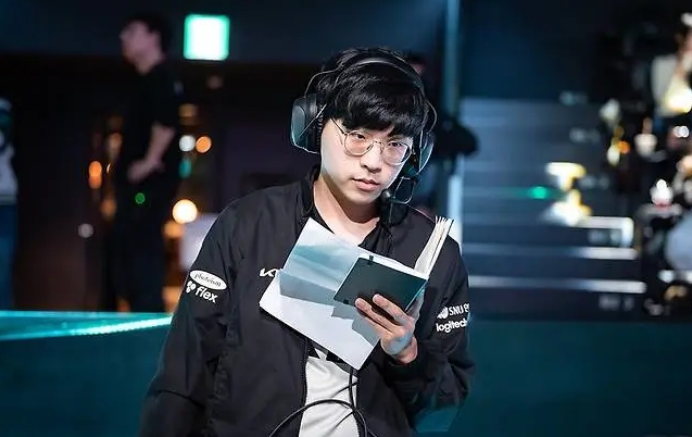 Bengi:比赛时不急躁的一方更占优势,面对T1必须拿下