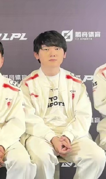 伟大无需多言!JKL:有兄弟状态不好要调整我就上Solo了