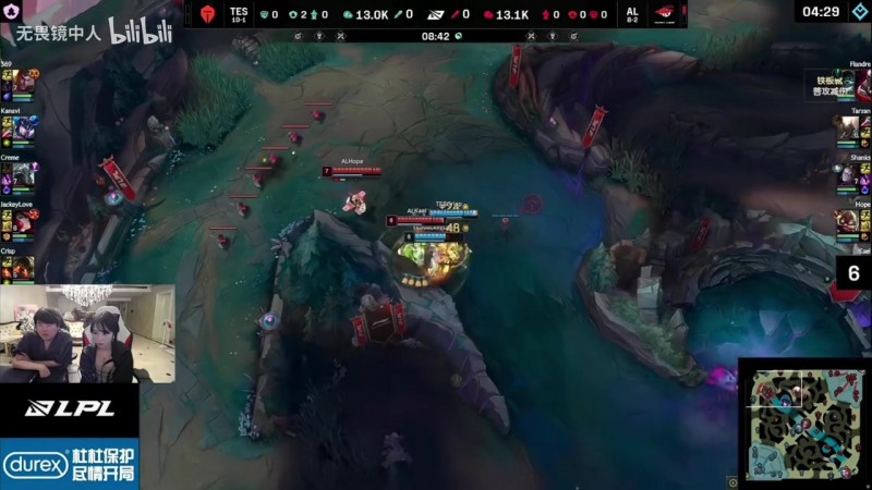 抽陀螺！姿态看AL狂虐TES当场傻眼：第一次见TES被打成这样