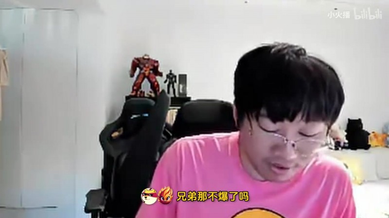 看热闹不嫌事大Ning：Light采访说有人对队友不满？到时候看看谁有替补！