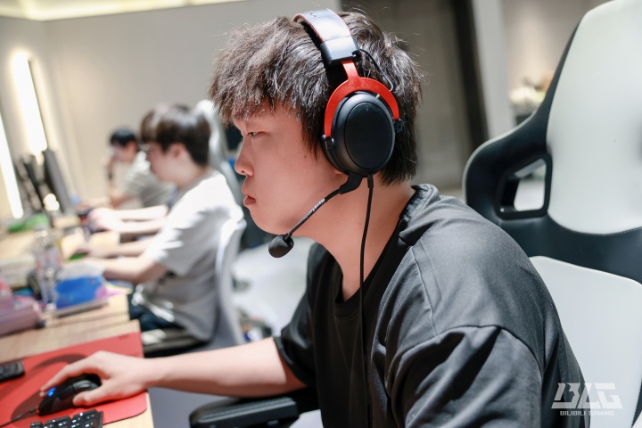 现在是推特王!Bin赛后更推:I'm coming 2025MSI