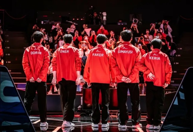 Gumayusi:磨练使让人成长;未来我也会继续证明之旅