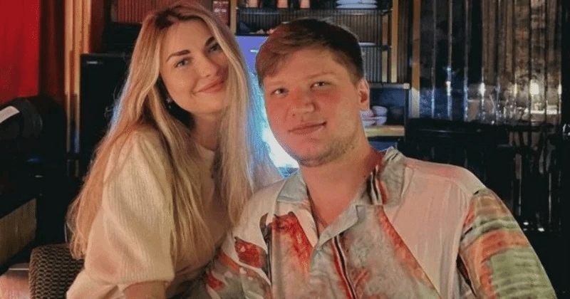 s1mple前女友恋爱期间曾受"网暴"：他输了粉丝就喷我