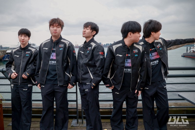 BLG工作人员透露选手身体状态：时差调整抵抗力下降出现咳嗽😷