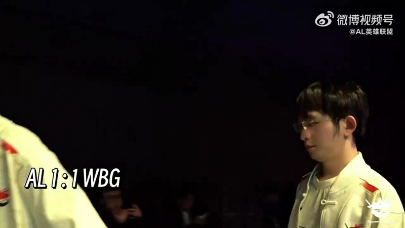 AL对阵WBG第二局结束，圣枪哥差点失去意识