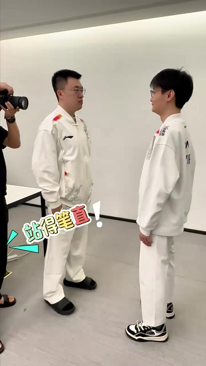 WBG发布不要笑挑战视频：小亮的笑点开关被虎哥直接拿捏