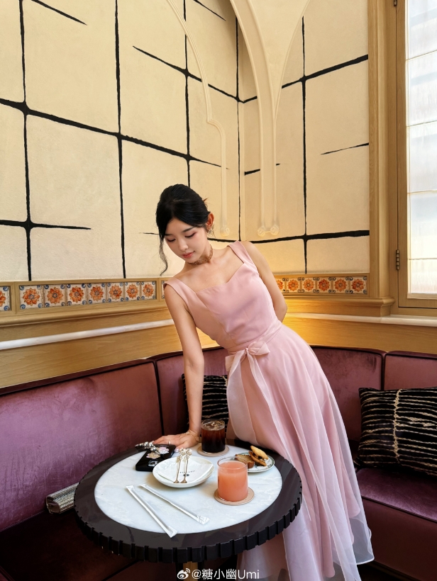 糖小幽晒照:低血糖,要多听甜言蜜语👂