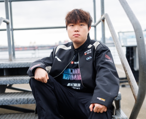 Bin：对不起支持我们的粉丝这场输得有点难看，希望之后会打回来