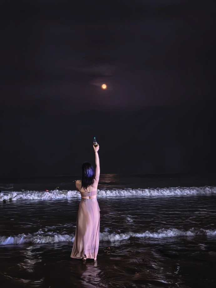 无畏契约解说白杨晒照:潮水箴言 夏夜+海滩+啤酒=青岛🌊