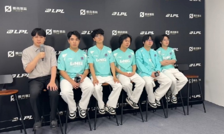 LNG赛后群访 教练：我们会重新去理解版本 补足主动性方面的问题