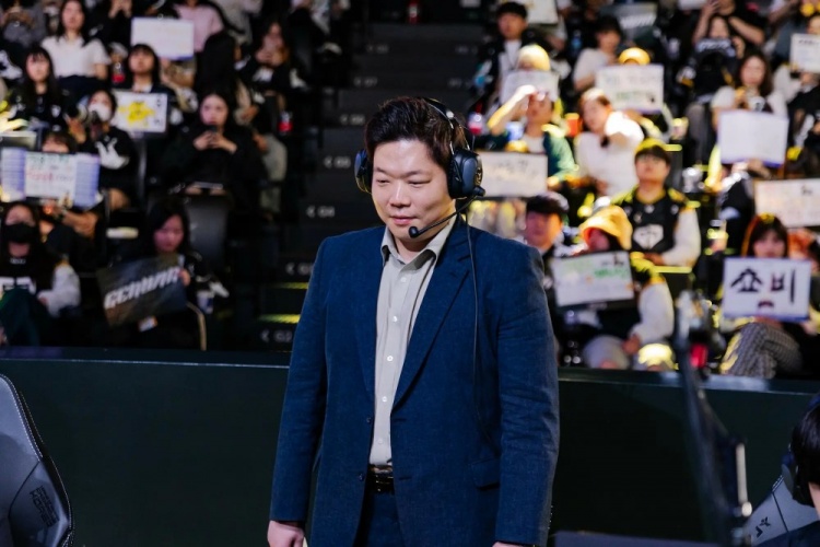 奇妙的日程安排 金晶洙:日程安排好的只能执行 选手今天状态不好