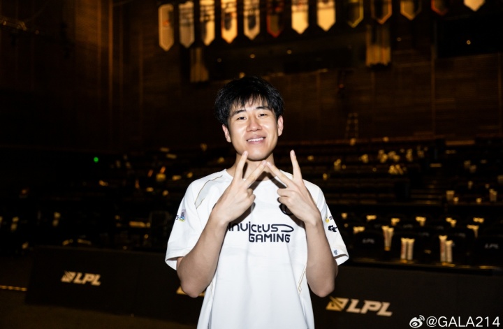 芸阿娜豪取五杀！GALA赛后更博：兄弟们好让