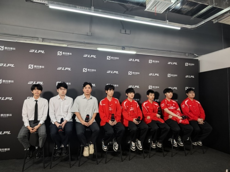 TES赛后群访 JKL:优势没把握住 领先的时候打的不好 回去好好复盘