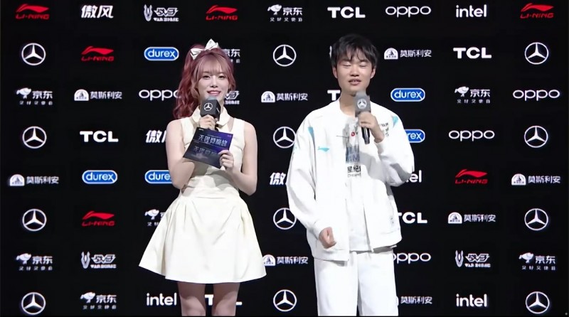 Knight：WE围绕打野的进攻很好，西安的面和肉夹馍好吃