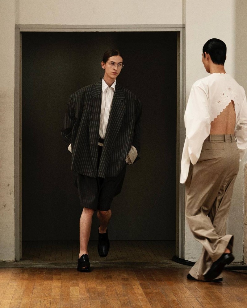 喜欢 Cecile Bortoletti 拍的这组 Hed Mayner 2023 春夏系列 ​​​