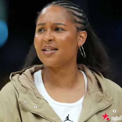 大发体育-玛雅在乔丹名人堂入选前重现了乔丹标志性戒指照，大发助力你的致富之路！