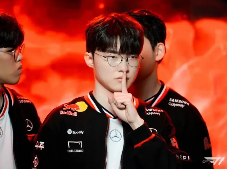 Faker成为英雄联盟历史上首位十次晋级全球总决赛的选手