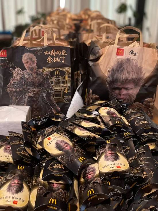 来点“杭州美食笑话”!《黑神话》制作人冯骥带货麦当劳:很久没吃这么“地道”的当地美食了!