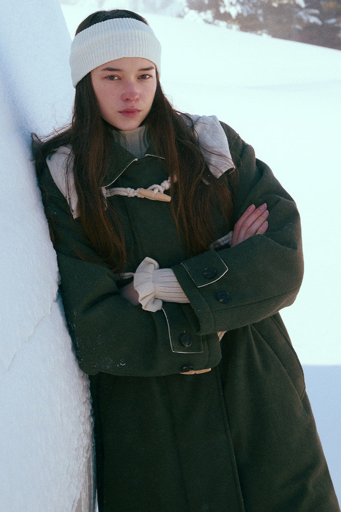 韩国小众品牌 AND YOU FW22 Lookbook ​​​​点亮冬季搭配的色彩