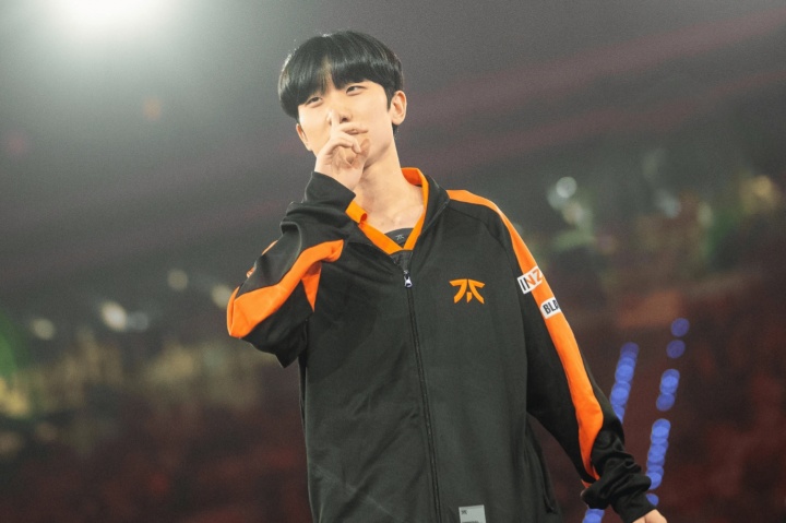 FNC中单Poby:想在世界赛和T1&Faker交手;在欧洲个人时间更多