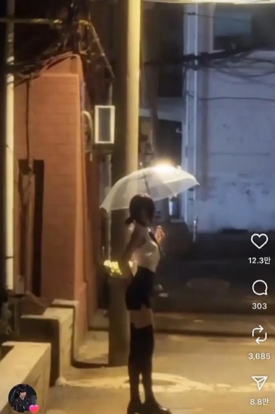 LCK人均二次元?Zeka点赞了蕾塞coser的视频