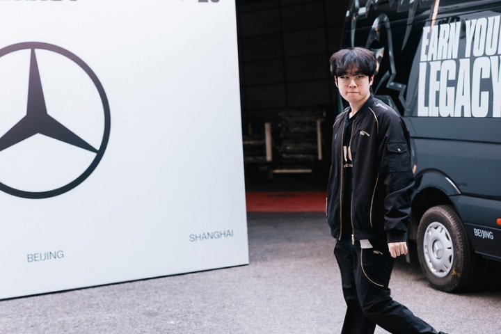 Zeus：回头看这一年本有很多机会去夺冠，八强出局留下了很多遗憾