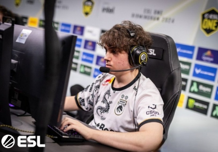 Larl:中国DOTA2最强选手大概是Ame,他打了挺久